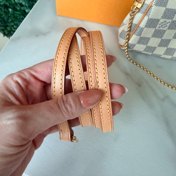 Louis Vuitton Damier Azur Eva Crossbody Bag Authentic Full Set with COA - Picture 3 of 15